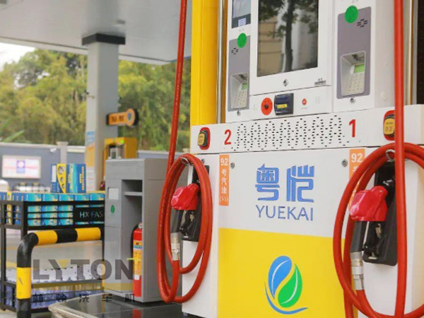 四會(huì)粵愷，一站三套洗車(chē)設(shè)備！粵愷加油站復(fù)購(gòu)林頓FX11全自動(dòng)洗車(chē)機(jī)