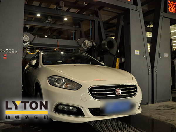 砥礪前行，更上層樓！——lyton林頓全自動(dòng)洗車機(jī)2021新年賀詞