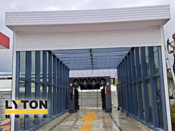 隴原大地某用戶全自動洗車機交付使用！GD系列龍門往復(fù)式全自動洗車機 日洗車量150+