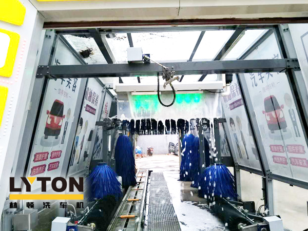 近年洗車（全自動(dòng)洗車機(jī)及人工洗車）成本走勢(shì)分析！人工費(fèi)用激增，電腦洗車機(jī)優(yōu)勢(shì)逐年遞增