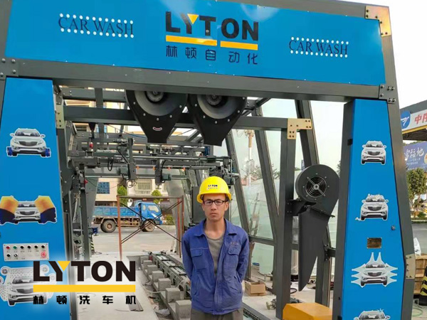 提前布局，拓客引流！華南湛江吳川電力加油站選配林頓FX11型隧道式全自動洗車機