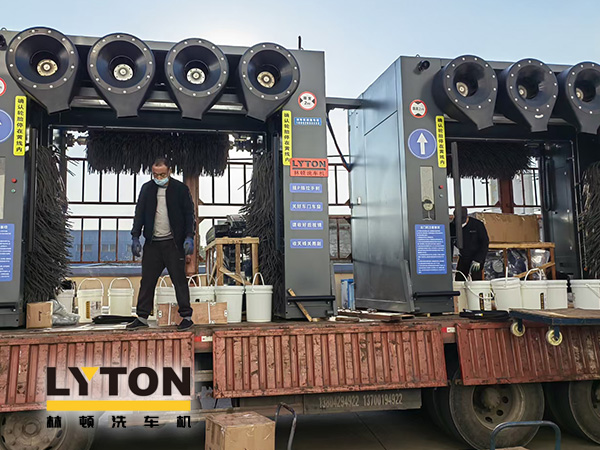 林頓龍門往復(fù)式全自動洗車機(jī)——GD-20系列發(fā)貨！